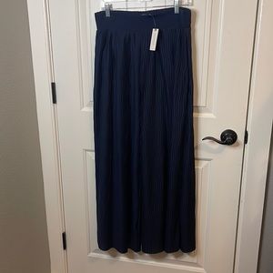Anthropology high waisted navy blue knit Palazzo Pants.size small.